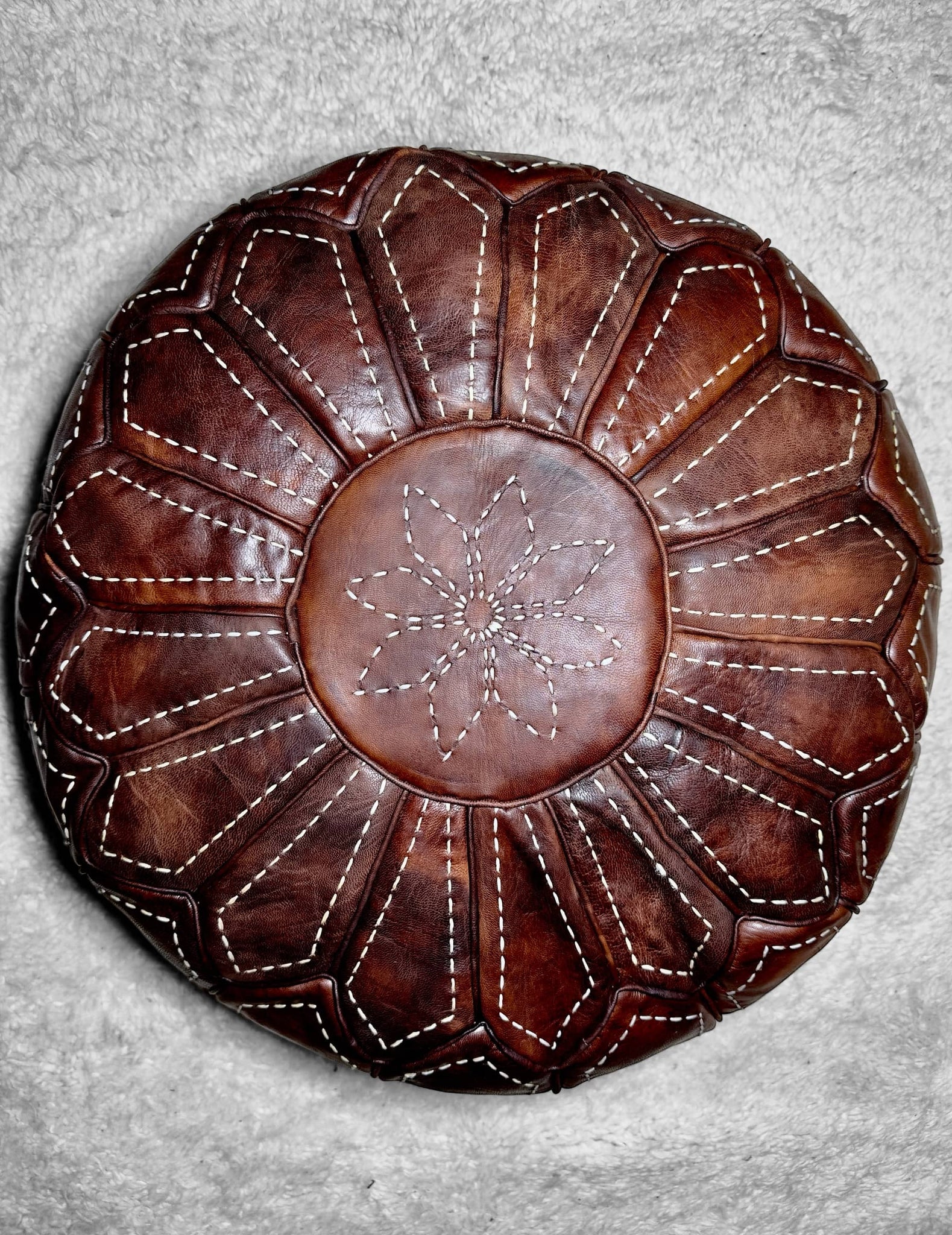 Moroccan Brown Round Pouf: A Rustic Touch of Elegance Soukdecor