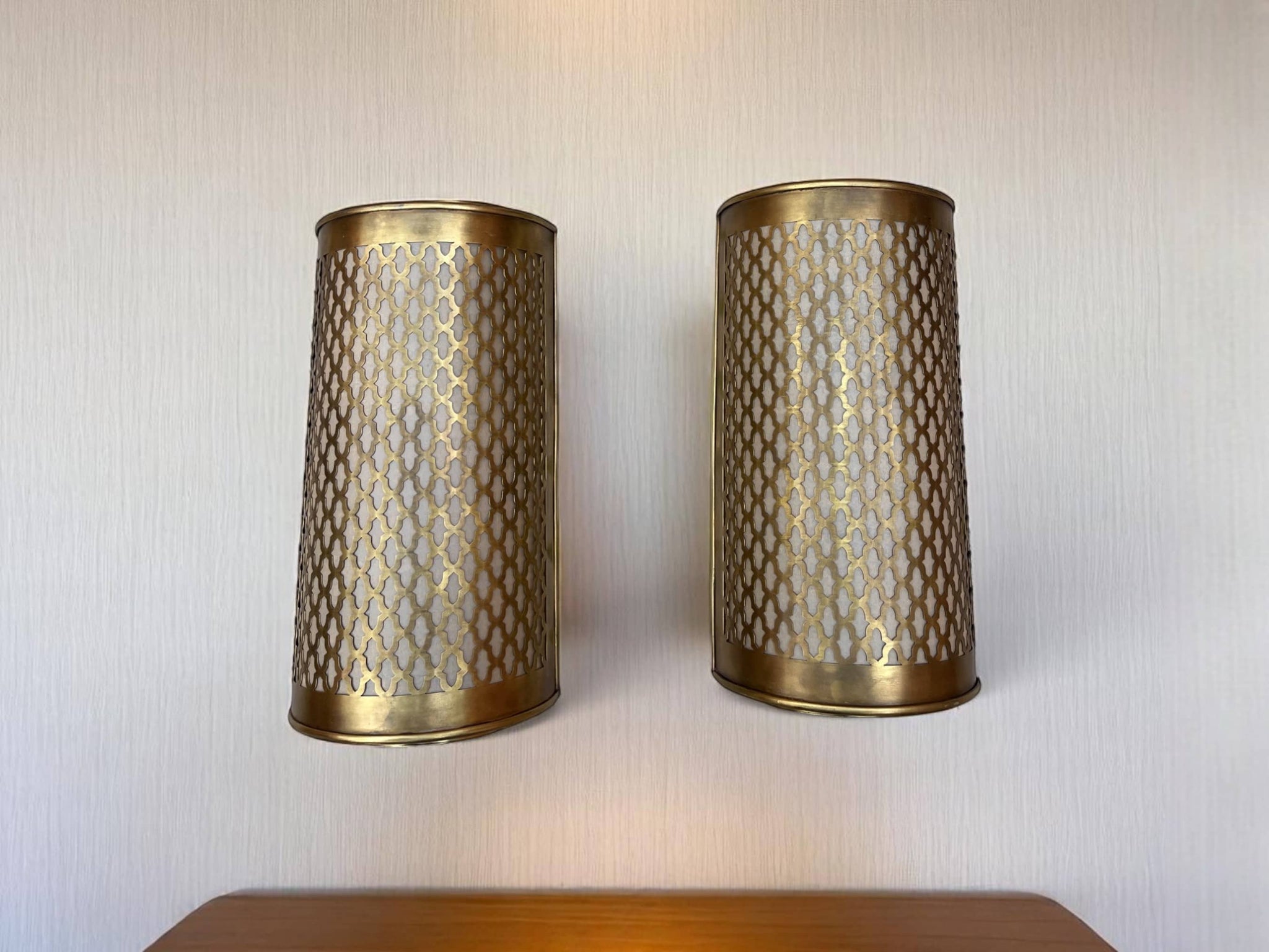 Set of 2 Moroccan Brass Wall Sconces – Handmade Artisan Lighting with Intricate Filigree Pattern Soukdecor