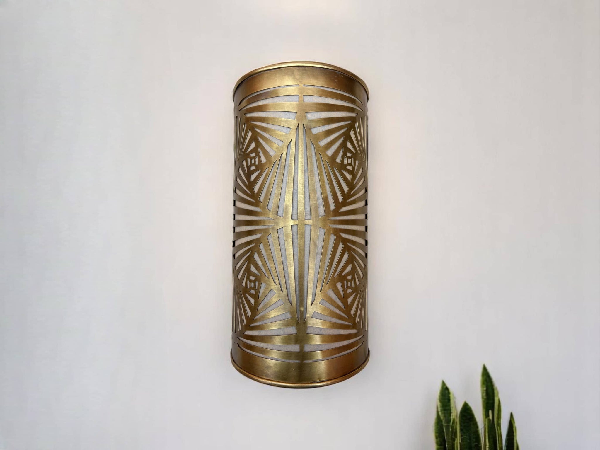 Set of 2 Handmade Moroccan Brass Wall Sconces – Intricate Filigree Lighting for Warm, Ambient Glow Soukdecor