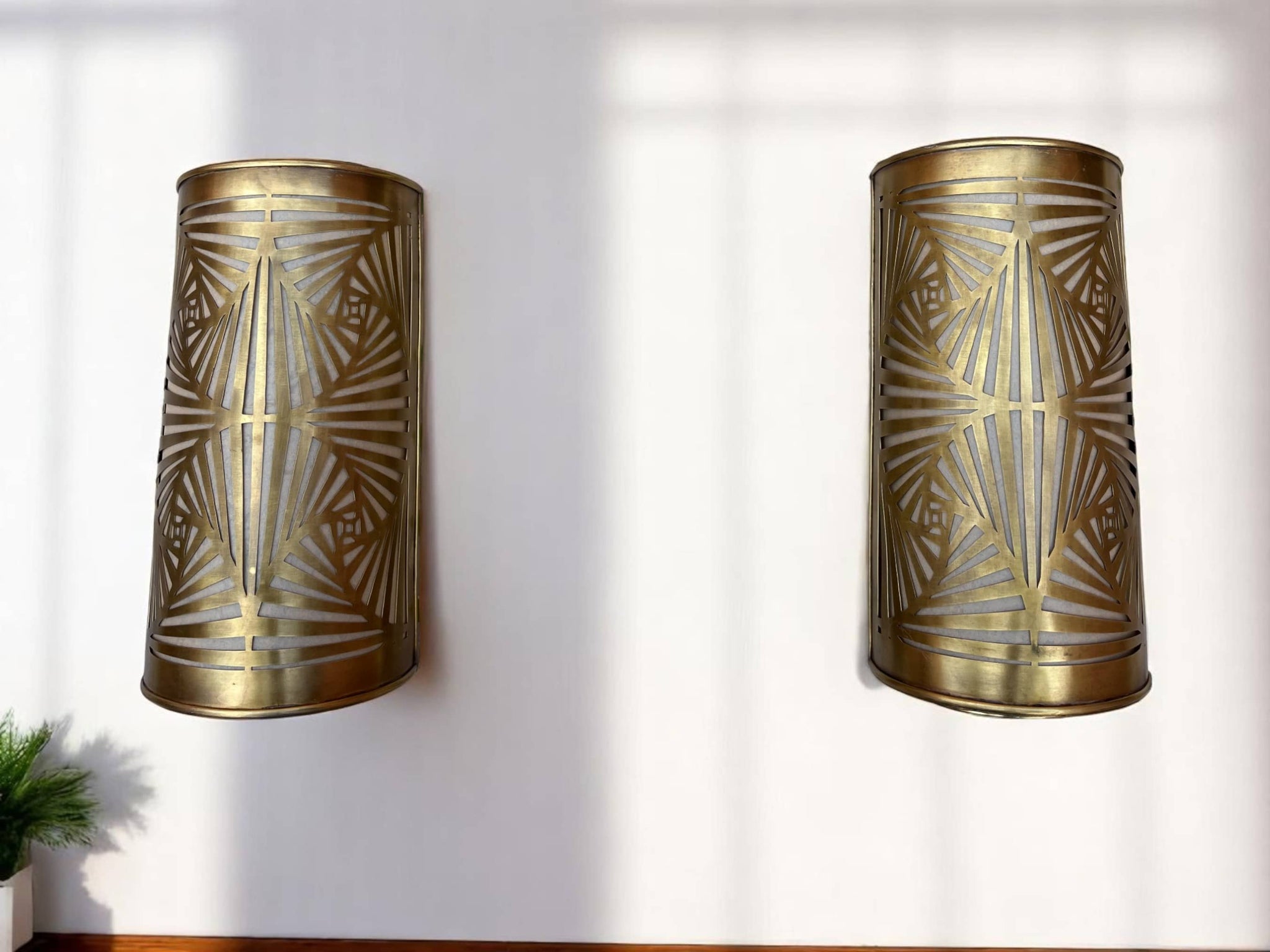 Set of 2 Handmade Moroccan Brass Wall Sconces – Intricate Filigree Lighting for Warm, Ambient Glow Soukdecor