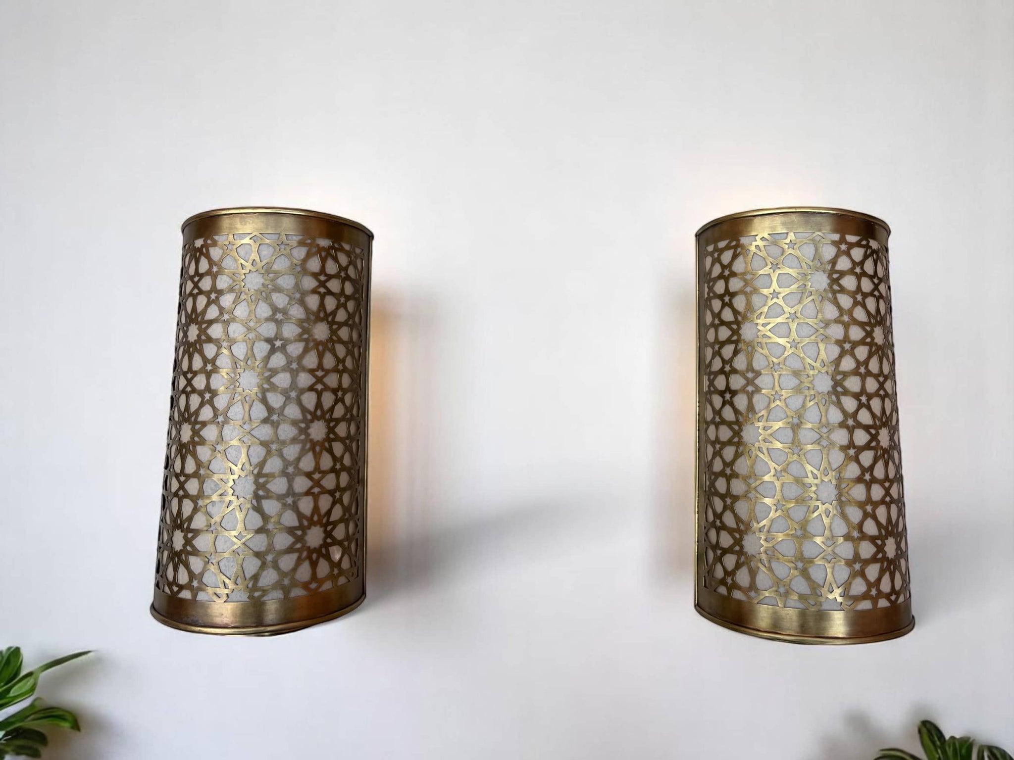Set of 2 Moroccan Brass Wall Sconces – Handcrafted Filigree Lighting for Elegant Ambiance Soukdecor