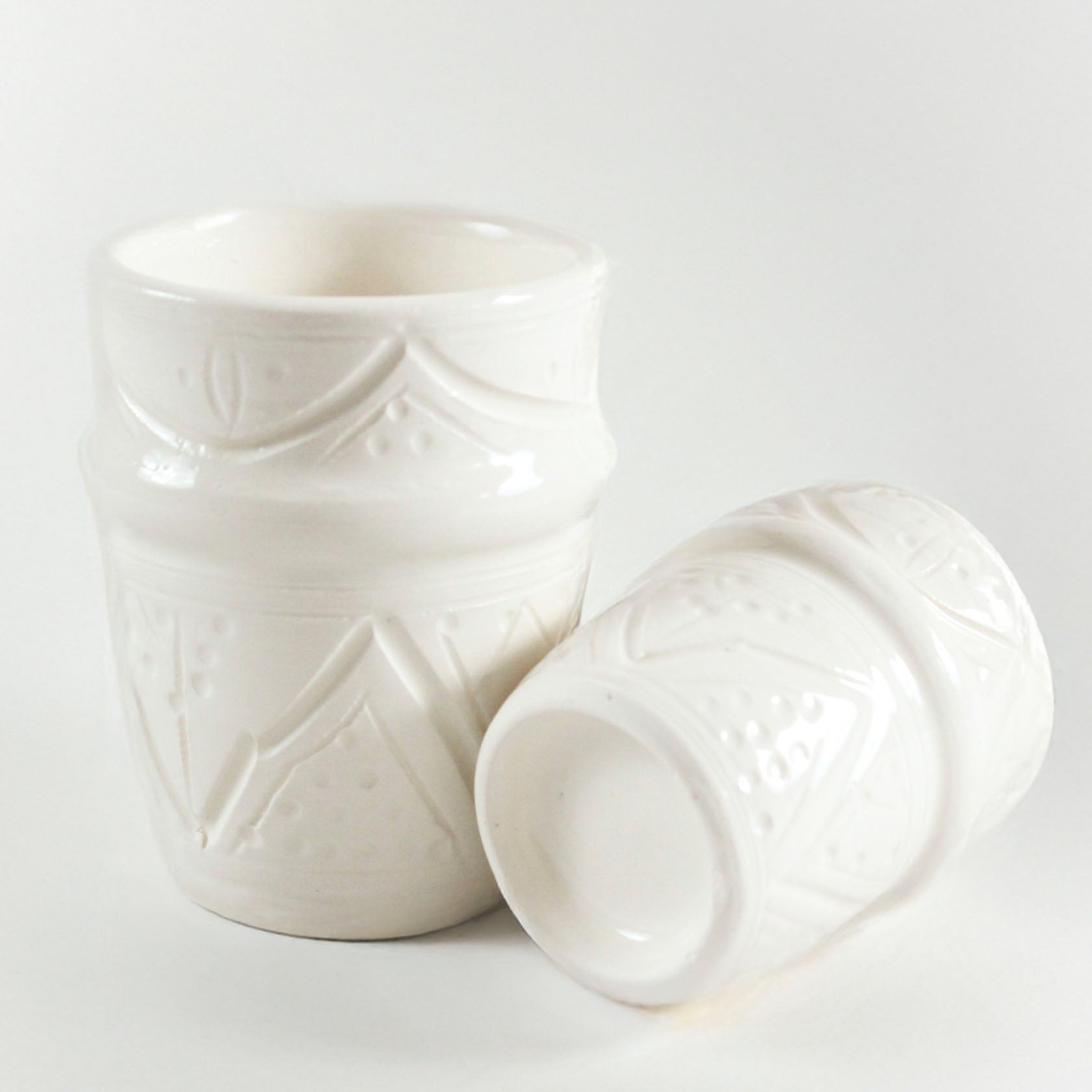 White Engraved Mug Soukdecor