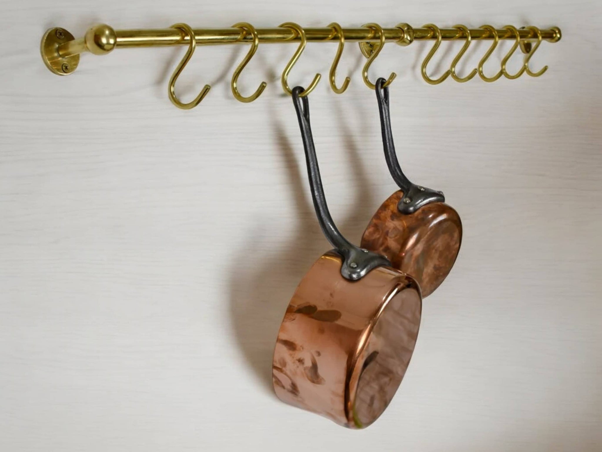 Elegant Unlacquered Brass Pot Rail with Hooks - Stylish Kitchen Storage Solution Soukdecor